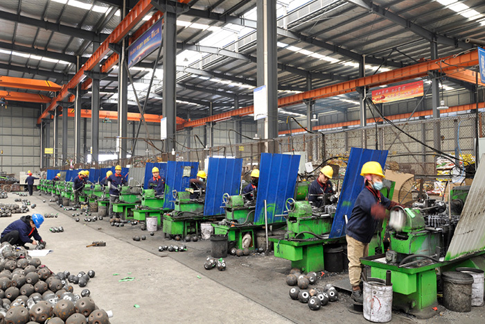 灯塔网架锥头车间